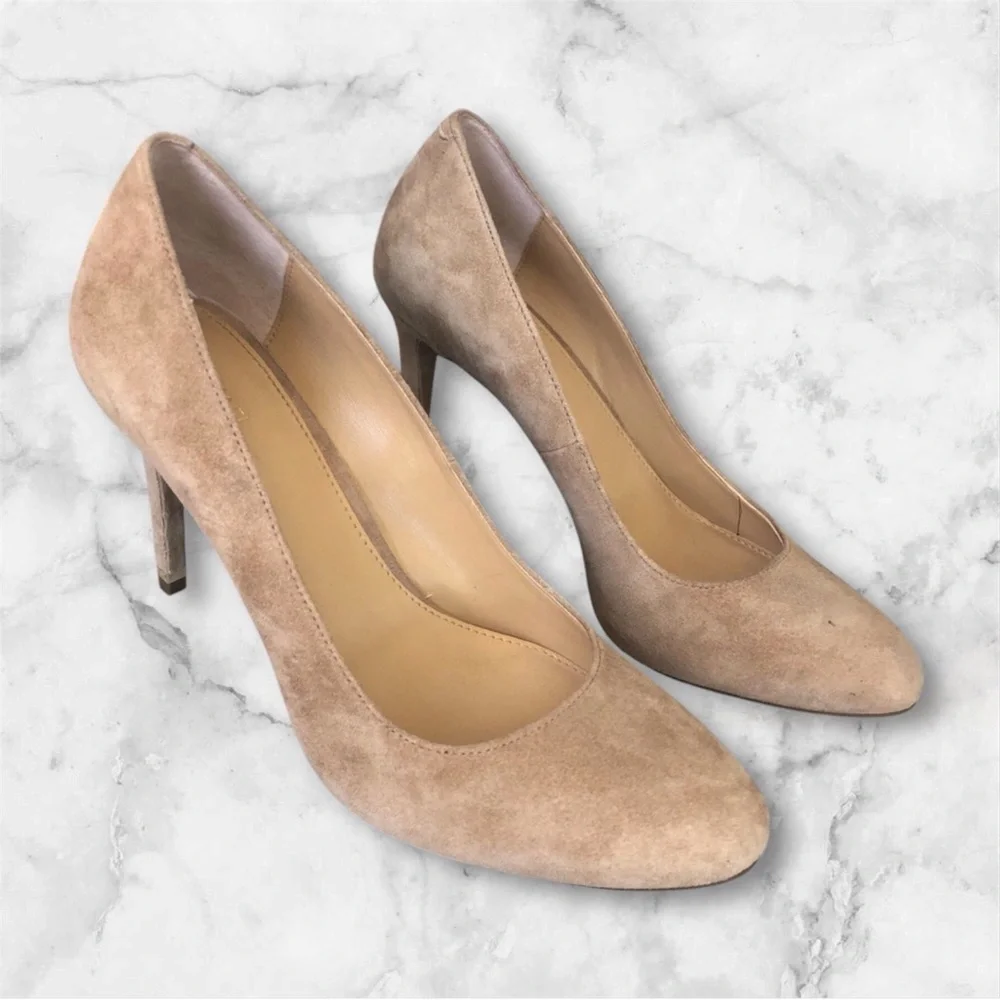 Michael Kors Beige Suede Pump Heels Size 8.5 M